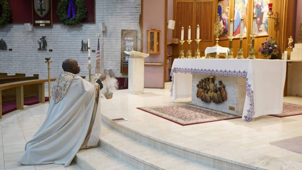 What sorts of people go to adoration?