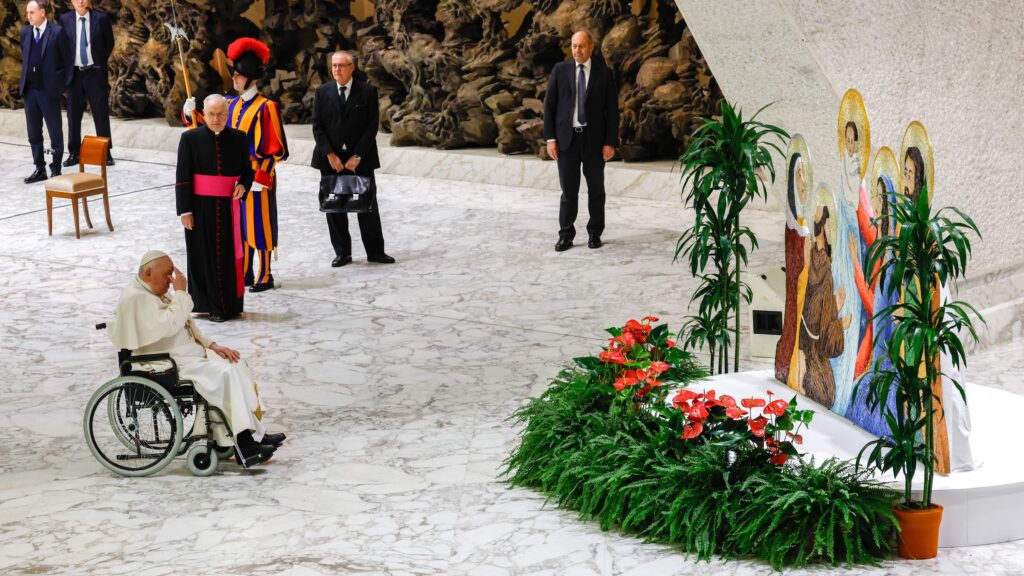 ‘Las personas antes que las cosas’: El Papa insta a la gente a no olvidar a Jesús en Navidad
