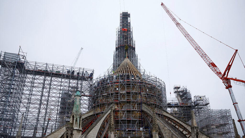 Carpenters hail end of Notre Dame roof reconstruction; rector calls it ‘a work of Joseph and Jesus’
