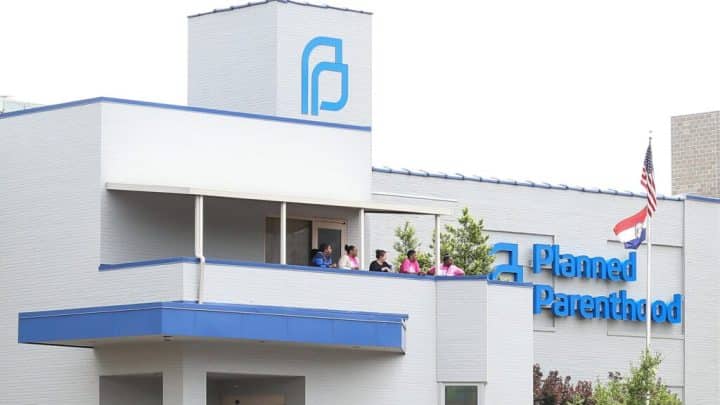 Missouri enacts legislation to block Planned Parenthood from Medicaid funding